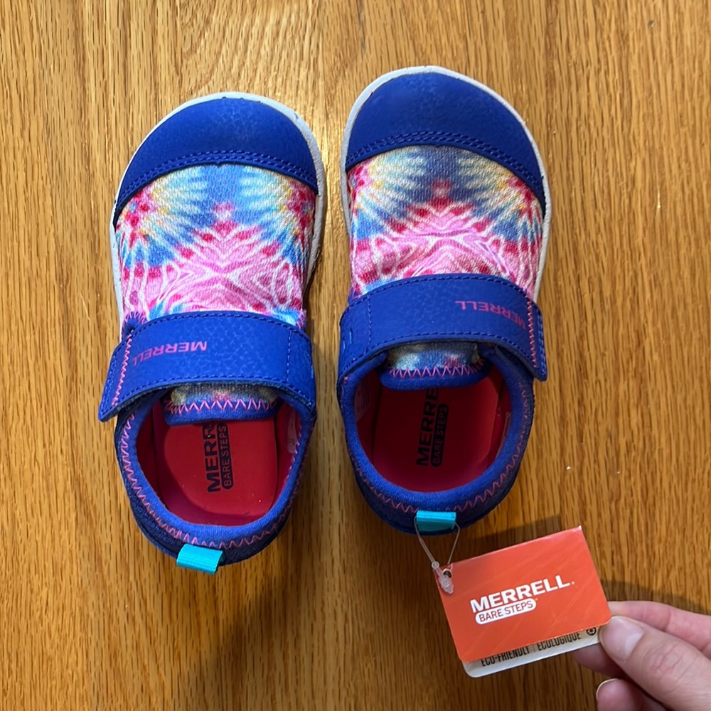 NWT Merrell Bare Steps toddler size 7 shoe